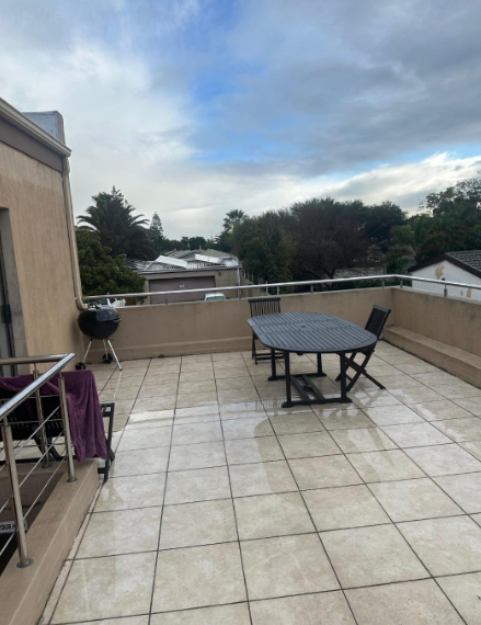 To Let 1 Bedroom Property for Rent in Table View Western Cape